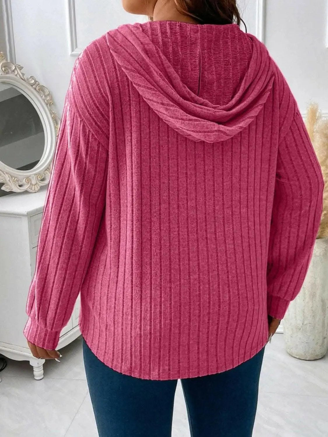 T-Shirts Trendsi plus - Curvy fit cinch-waist hoodie tee