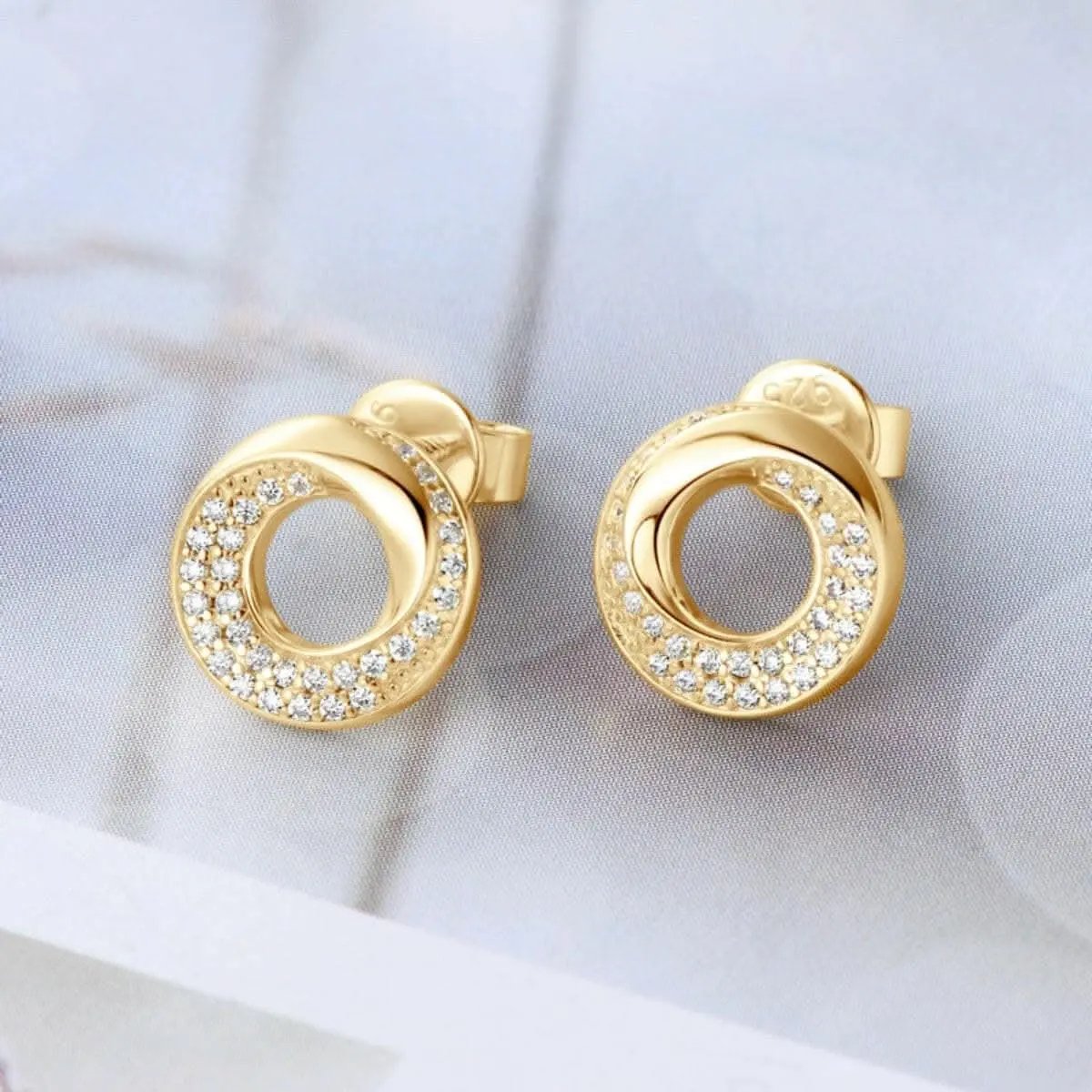 T-Shirts Trendsi just arrived - Elegant Moissanite Studs in Silver