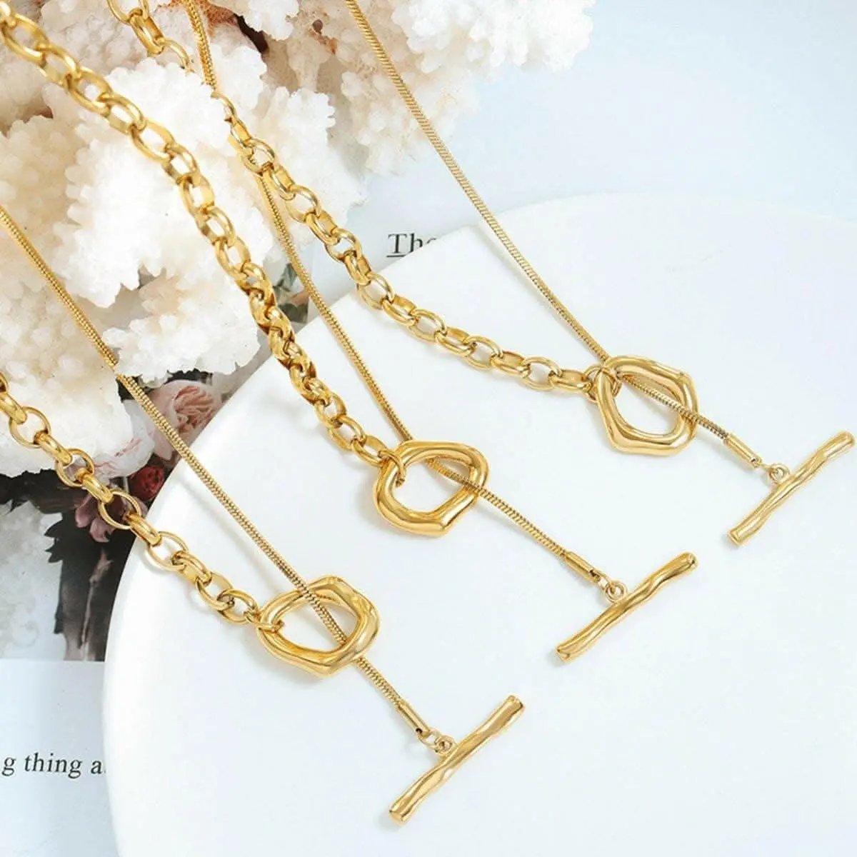 T-Shirts Trendsi Necklaces - Elegant dual-tone titanium necklace