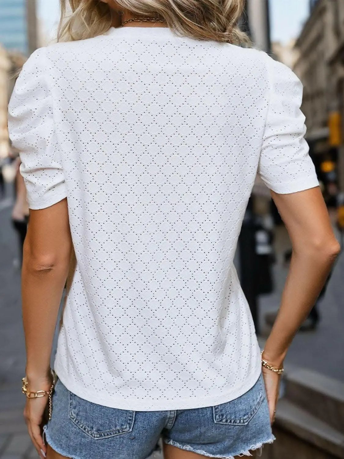 T-Shirts Trendsi just arrived - Elegant eyelet lace t-shirt