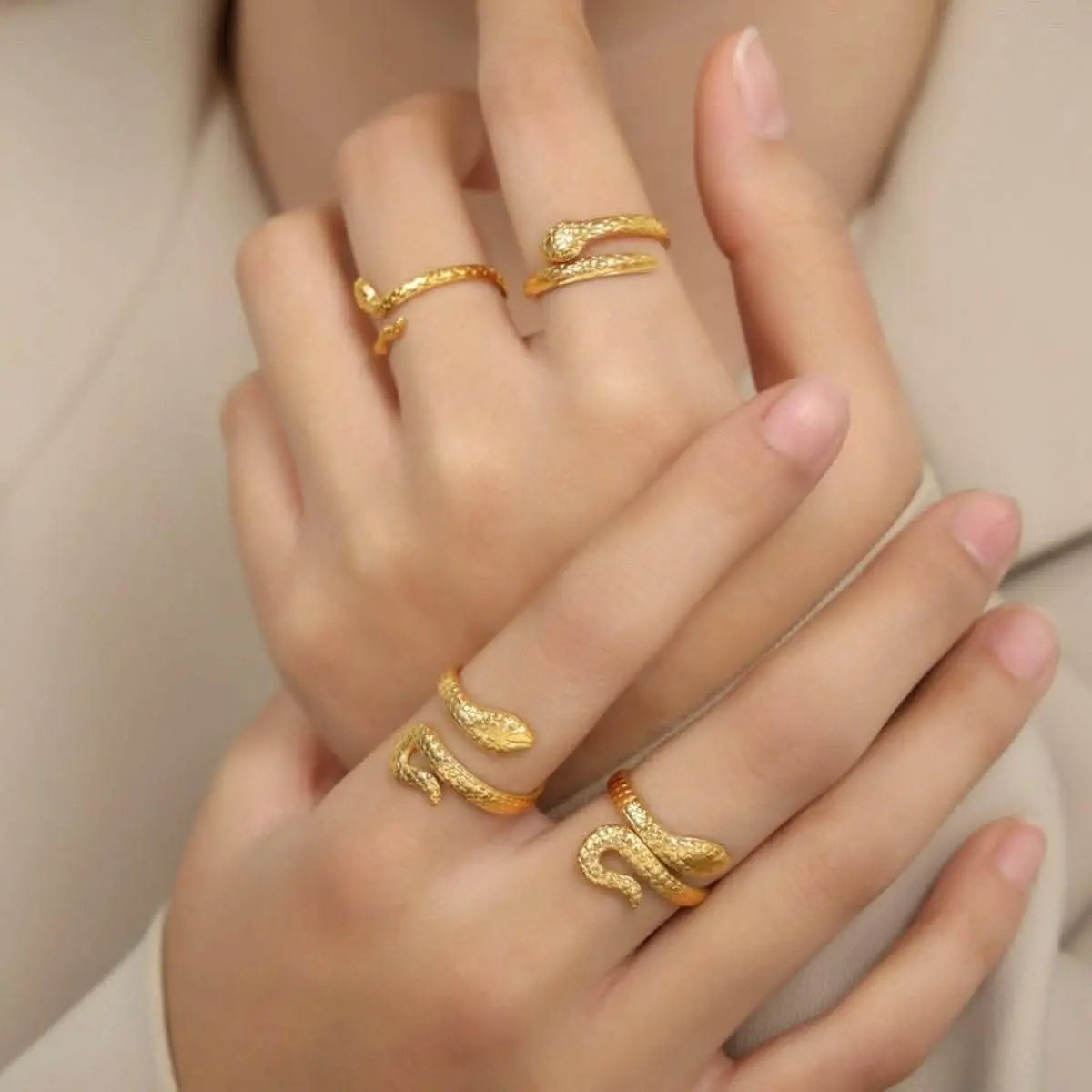T-Shirts Trendsi just arrived - Elegant snake bypass ring