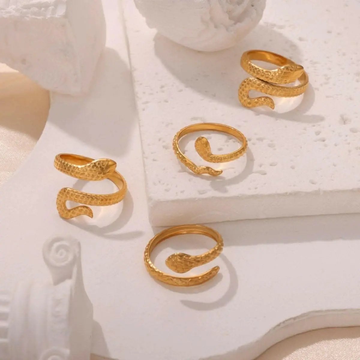 T-Shirts Trendsi just arrived - Elegant snake bypass ring