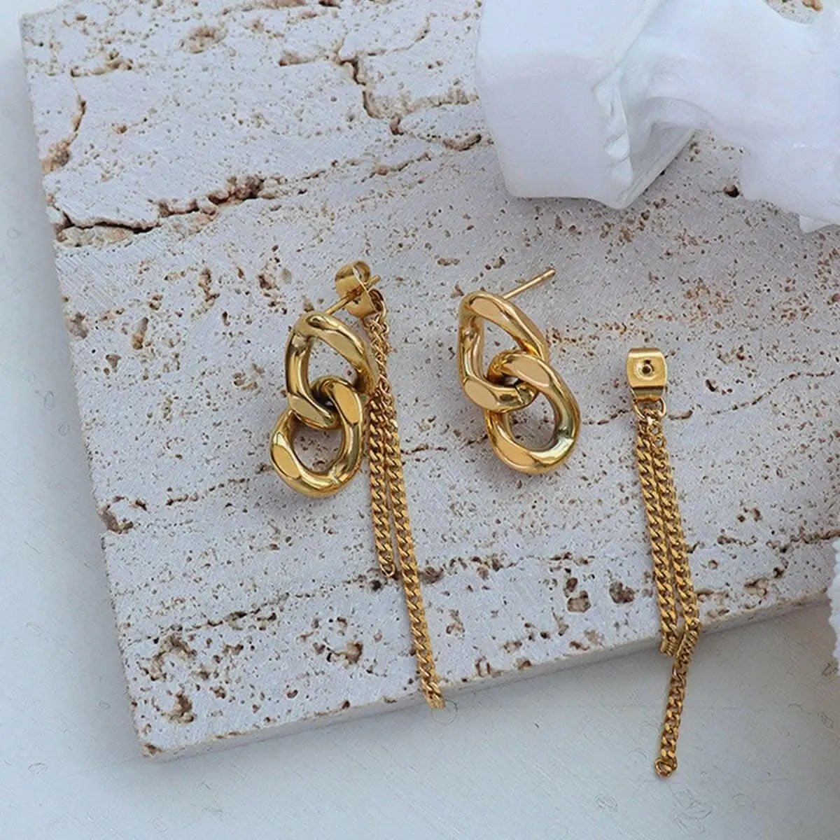 T-Shirts Trendsi just arrived - Elegant titanium steel earrings