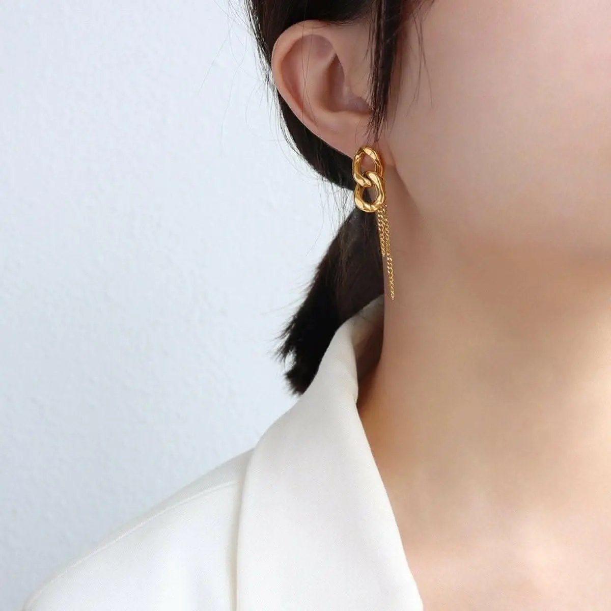 T-Shirts Trendsi just arrived - Elegant titanium steel earrings