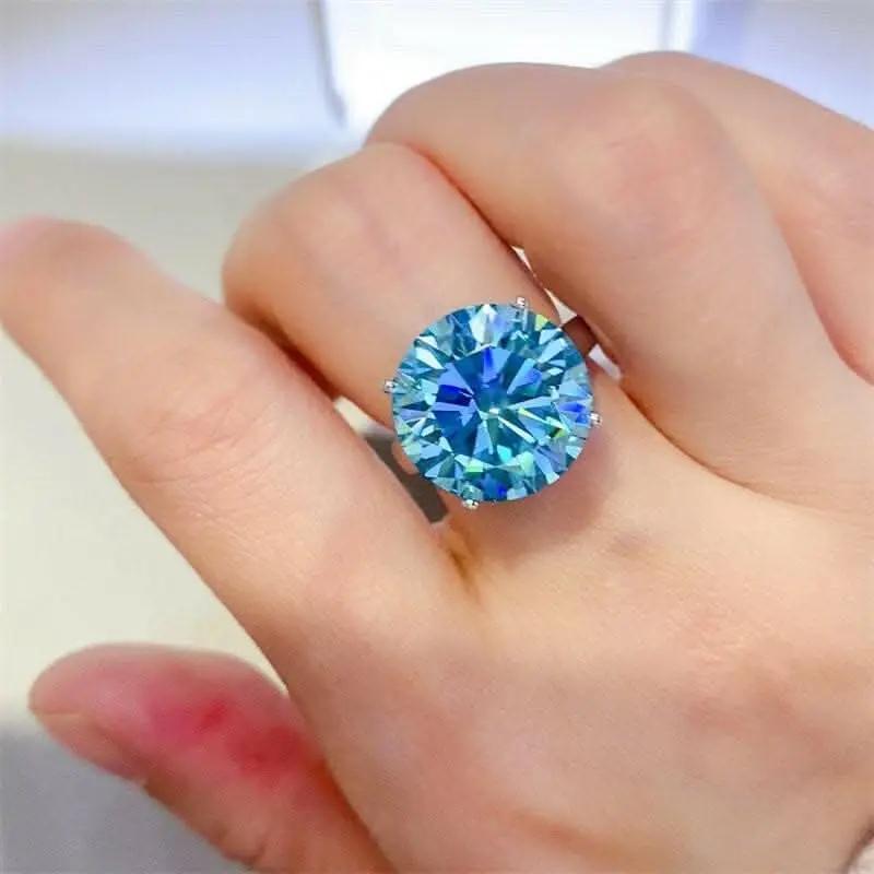 T-Shirts Trendsi just arrived - Exquisite 5 Carat Moissanite Ring