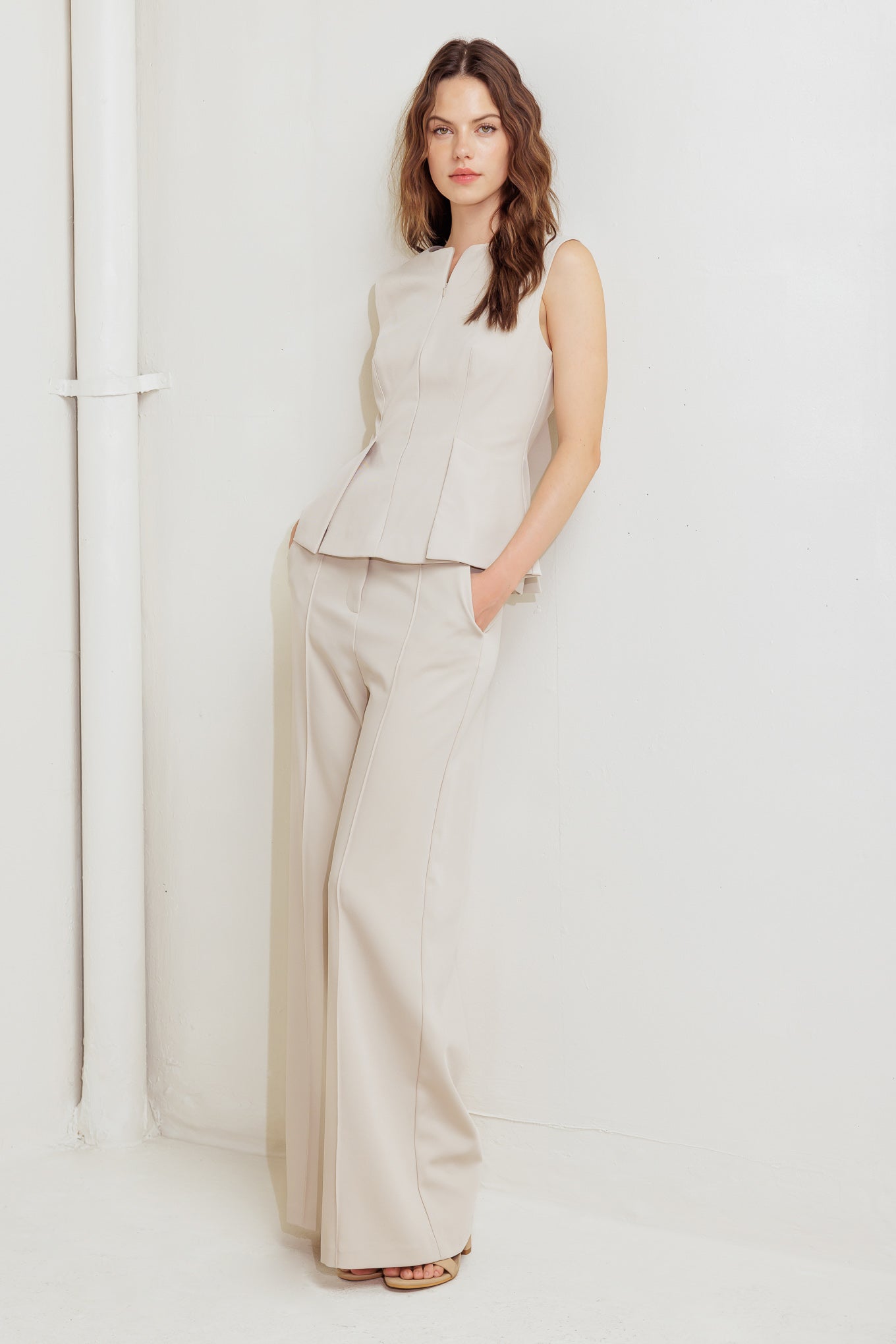 MONDAY FLOW WOVEN TOP