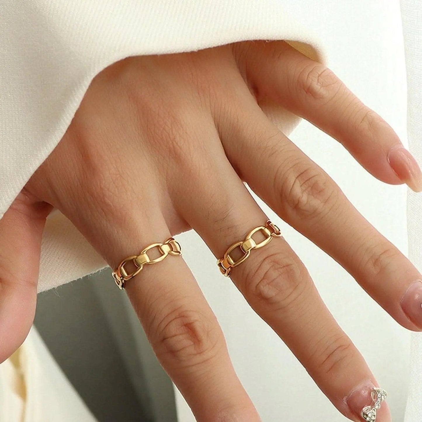 T-Shirts Trendsi just arrived - Gold-plated adjustable titanium ring