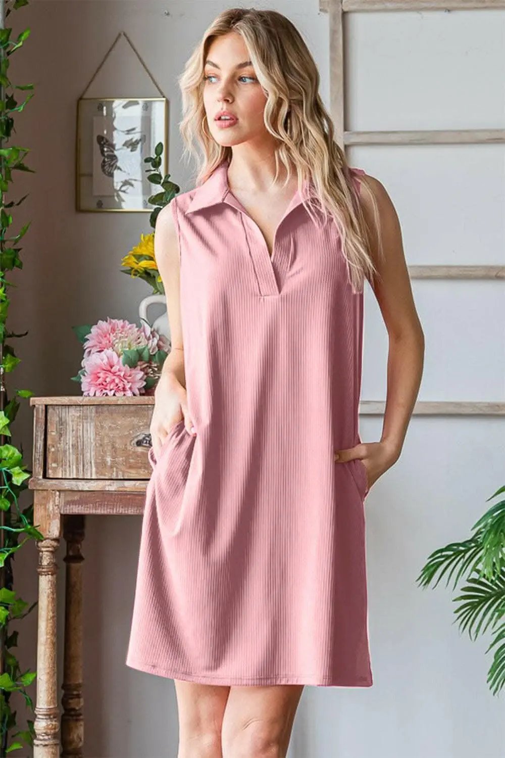 T-Shirts Trendsi usa - Heimish Full Size Ribbed Johnny Collar Sleeveless Dress