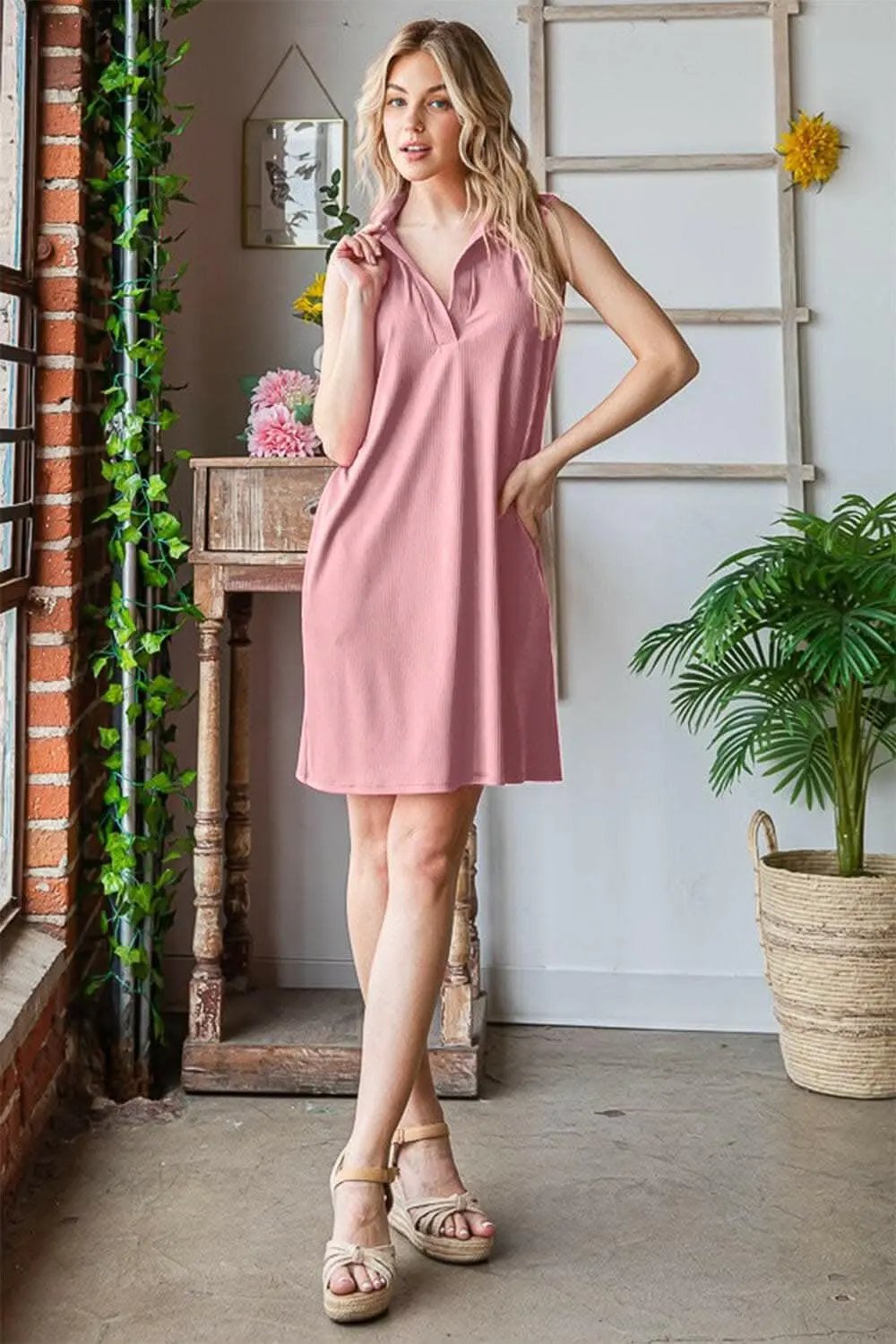 T-Shirts Trendsi usa - Heimish Full Size Ribbed Johnny Collar Sleeveless Dress