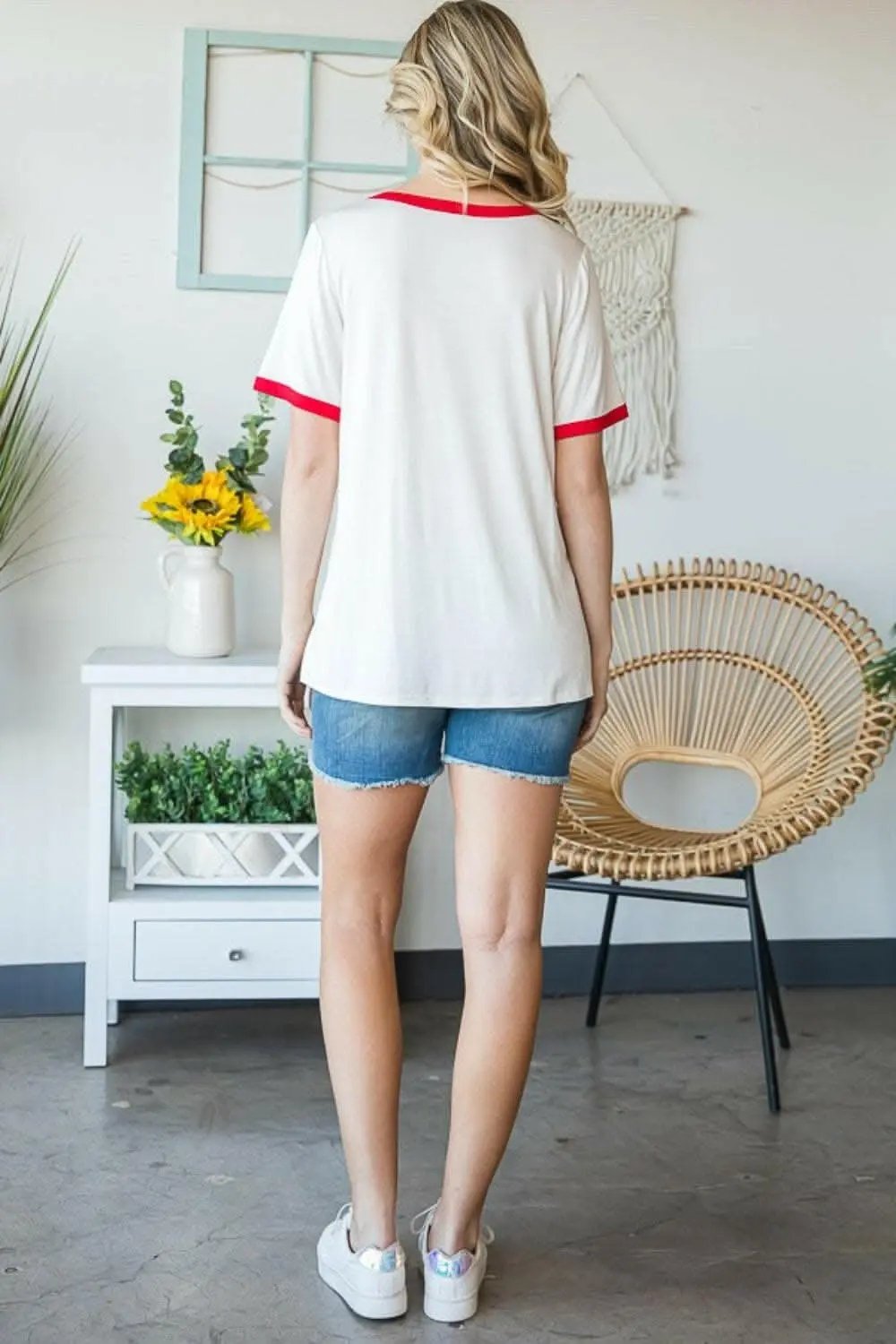 T-Shirts Trendsi Heimish Full Size USA Contrast Trim Short Sleeve T-Shirt