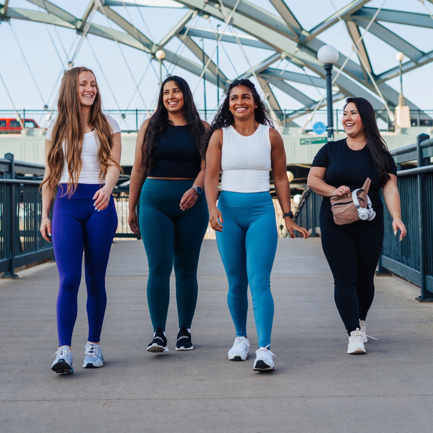 Risea - High-Rise Leggings - Indigo