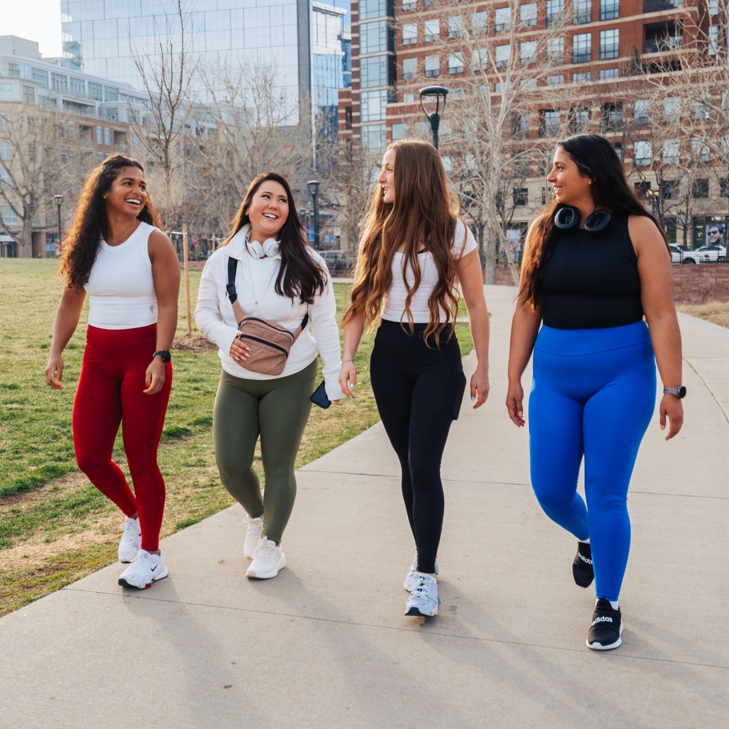 Risea - High-Rise with Pocket Leggings - Cobalt