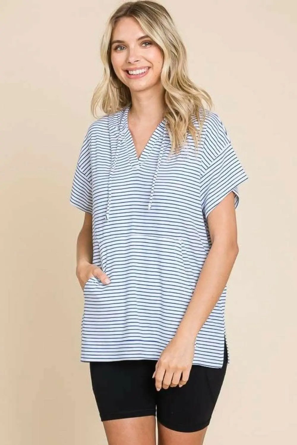 T-Shirts Trendsi just arrived - Hooded top with stylish stripes