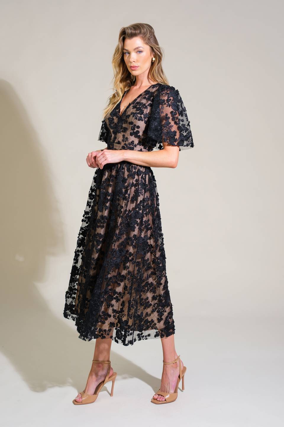 DREAMY BLOSSOM WOVEN LACE MIDI DRESS