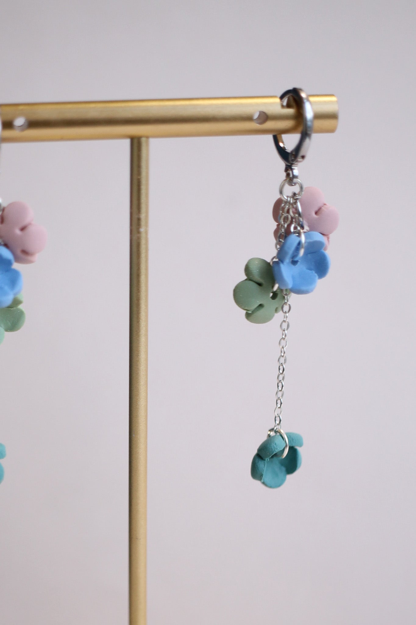 Wisteria Dangle in Spring Hues