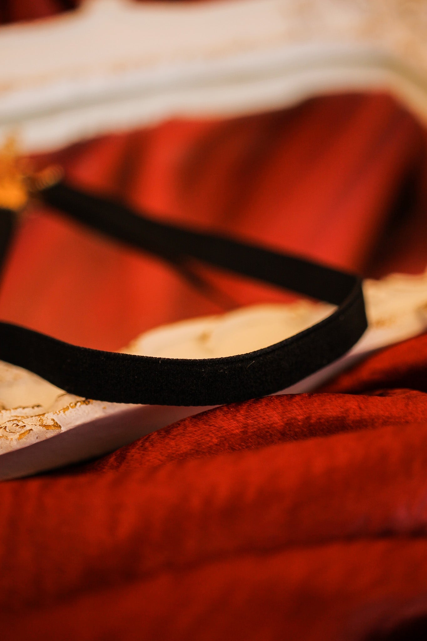 Clarisse Ribbon Choker in Black Velvet