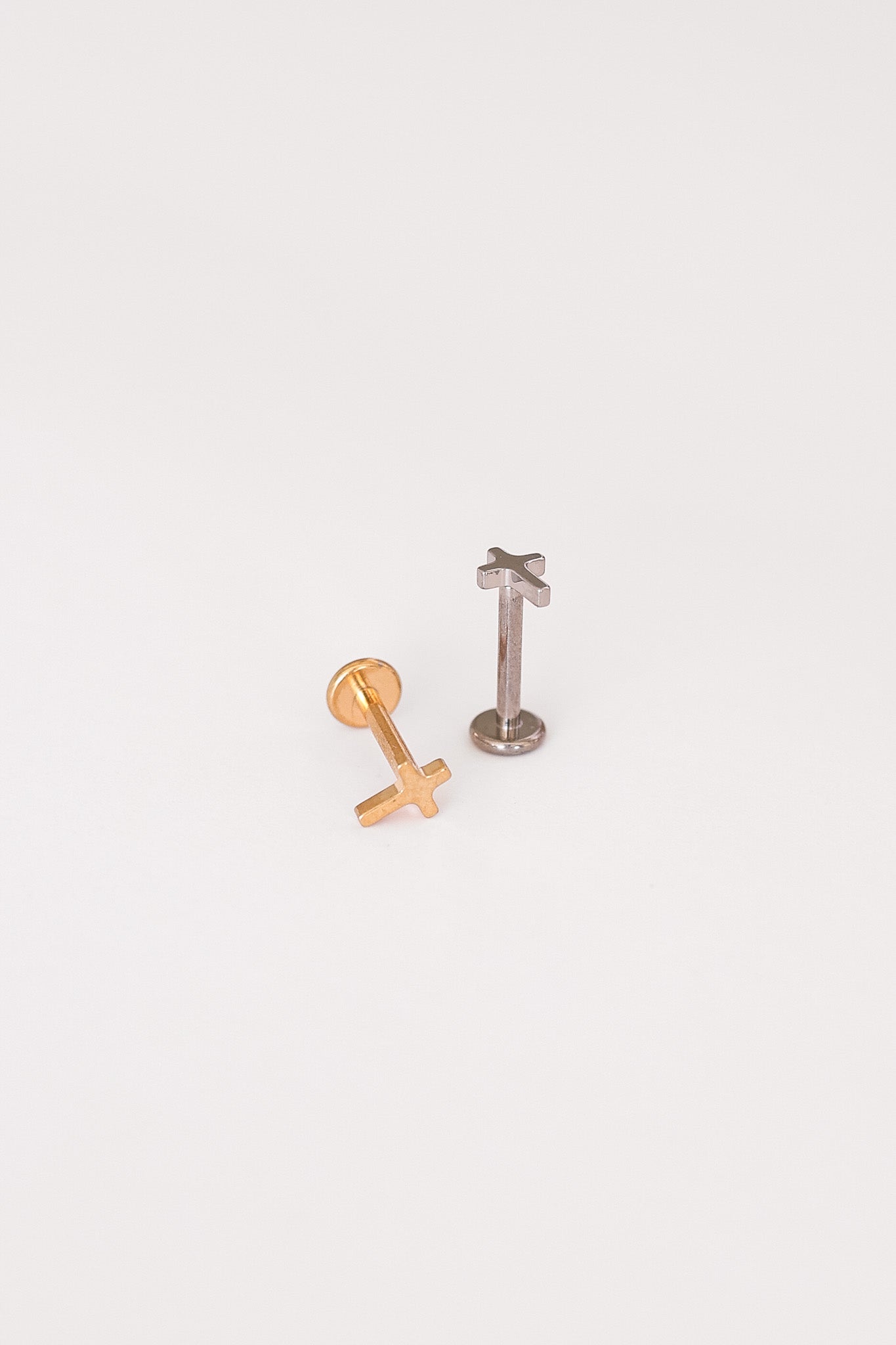 Cross Flat Back Stud