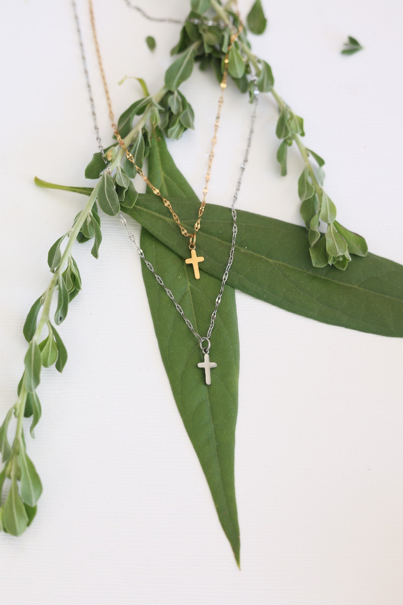 Dainty Cross Necklace