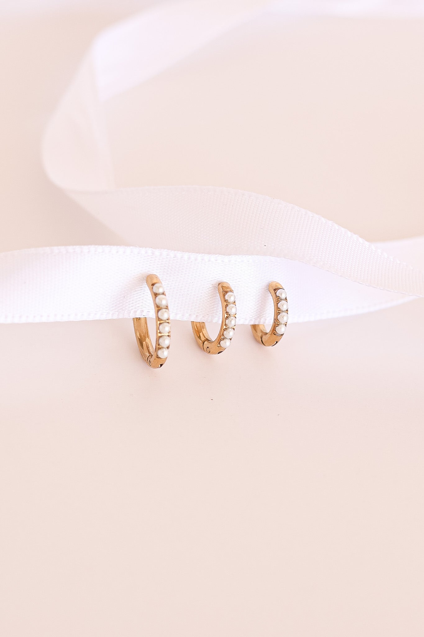 Pearl Micro Hoop