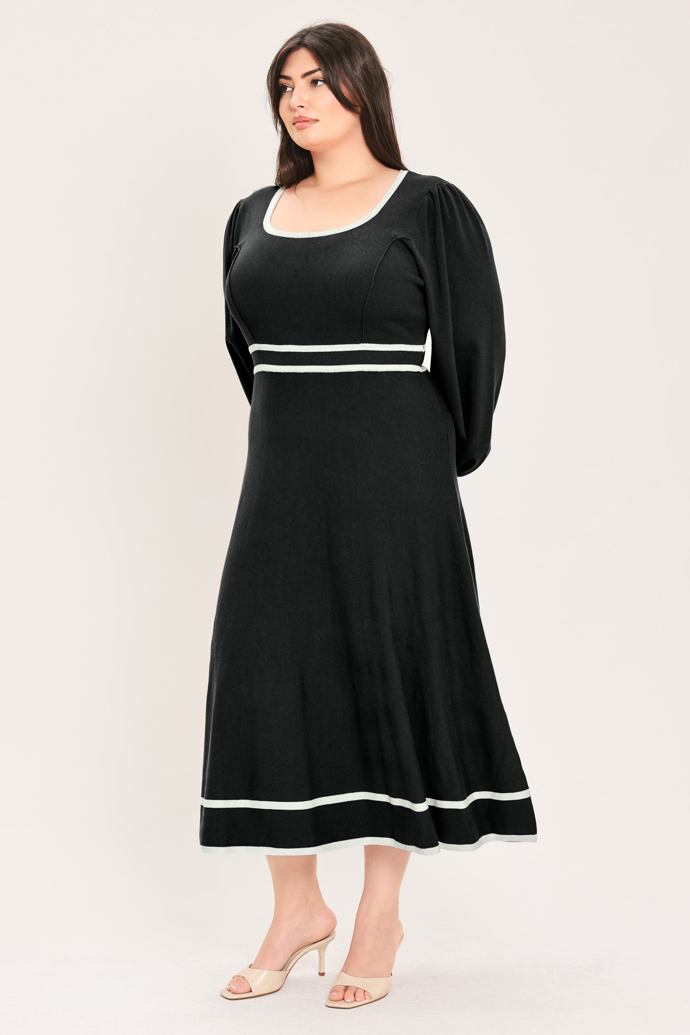 CEDAR LINE ELEGANCE SWEATER MIDI DRESS