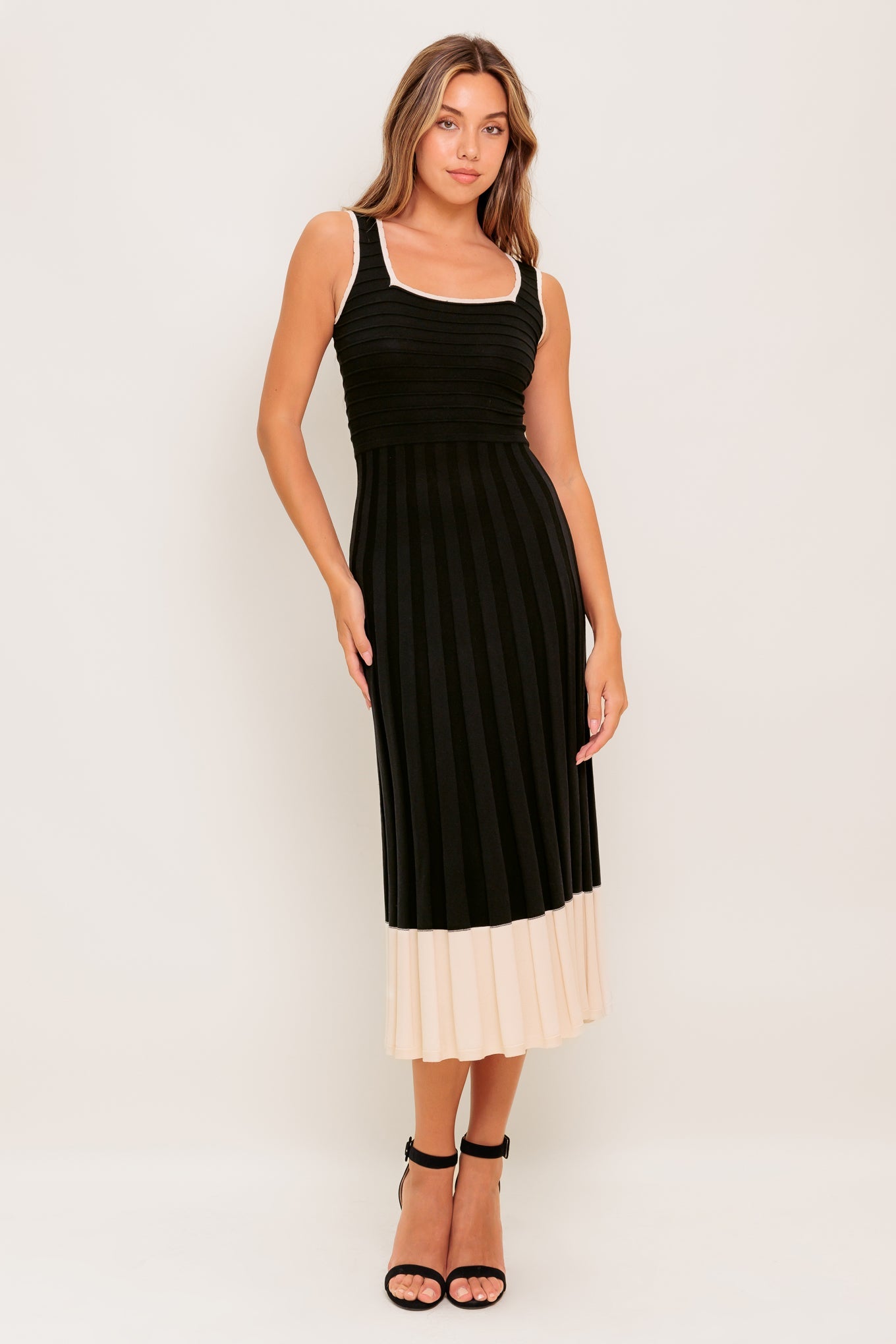 MODERN MUSE KNIT MIDI DRESS