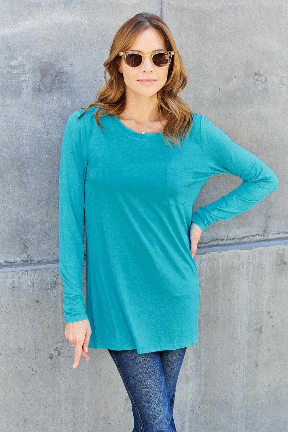 T-Shirts Trendsi TIKTOK - Luxe long sleeve top with pockets