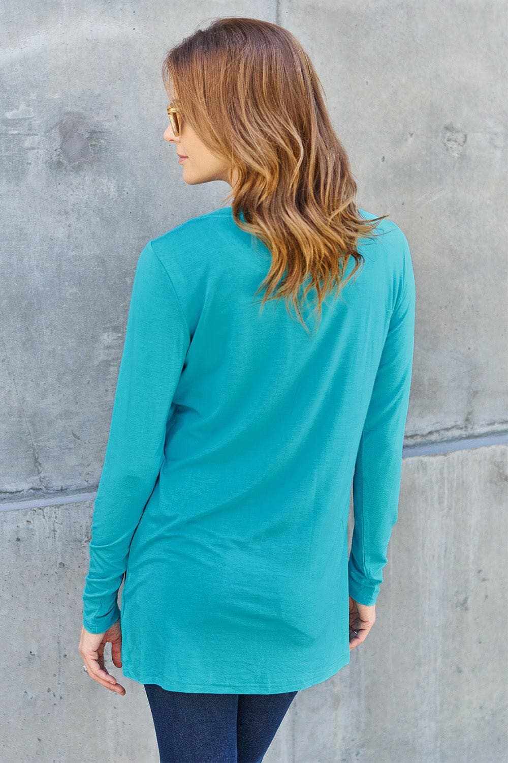 T-Shirts Trendsi TIKTOK - Luxe long sleeve top with pockets
