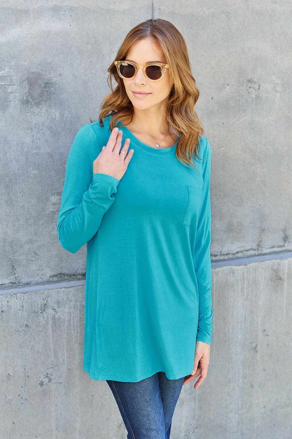 T-Shirts Trendsi TIKTOK - Luxe long sleeve top with pockets
