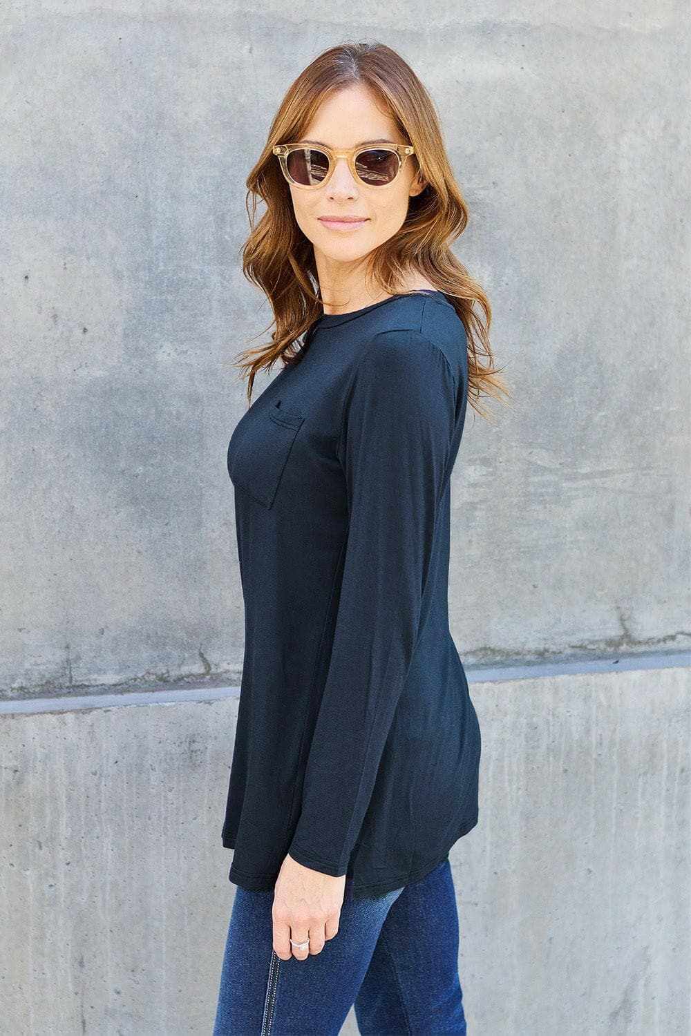 T-Shirts Trendsi TIKTOK - Luxe long sleeve top with pockets
