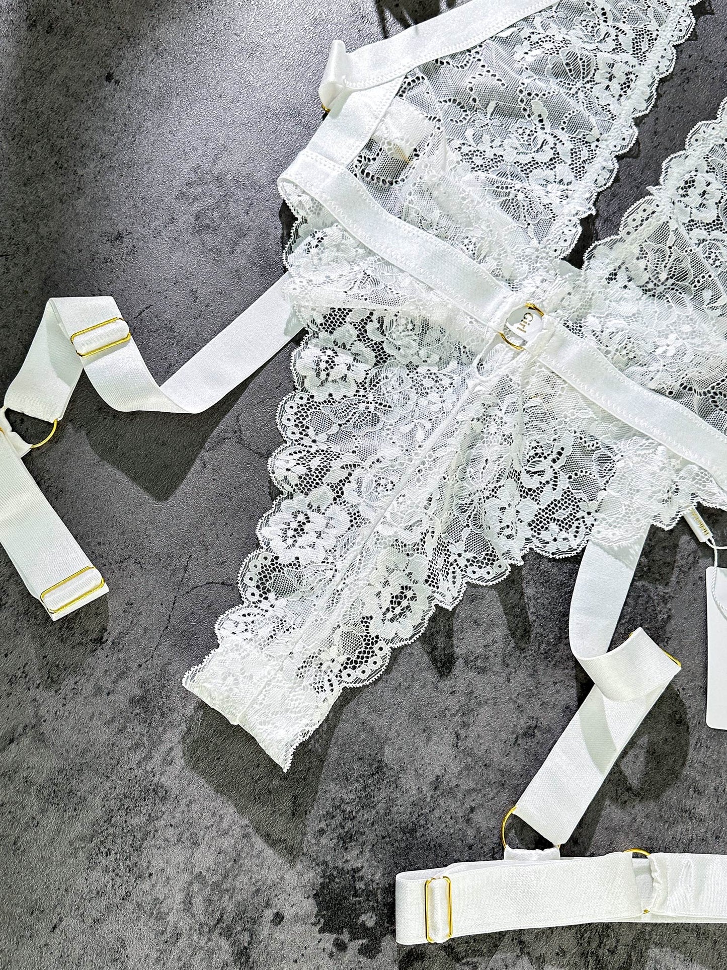 White Sexy Lace Suspenders Shapewear