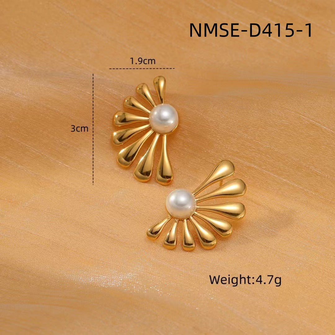 Light Luxury Titanium Steel Pearl Floral High Grade Earrings Simple Elegant Exaggerated Design Stainless Steel Studs