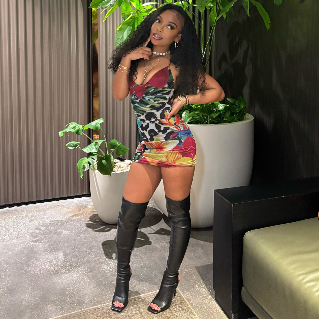 Retro Stretch Contrast Color Slim Fit V neck Sexy Sling Sheath Dress Women Clothing