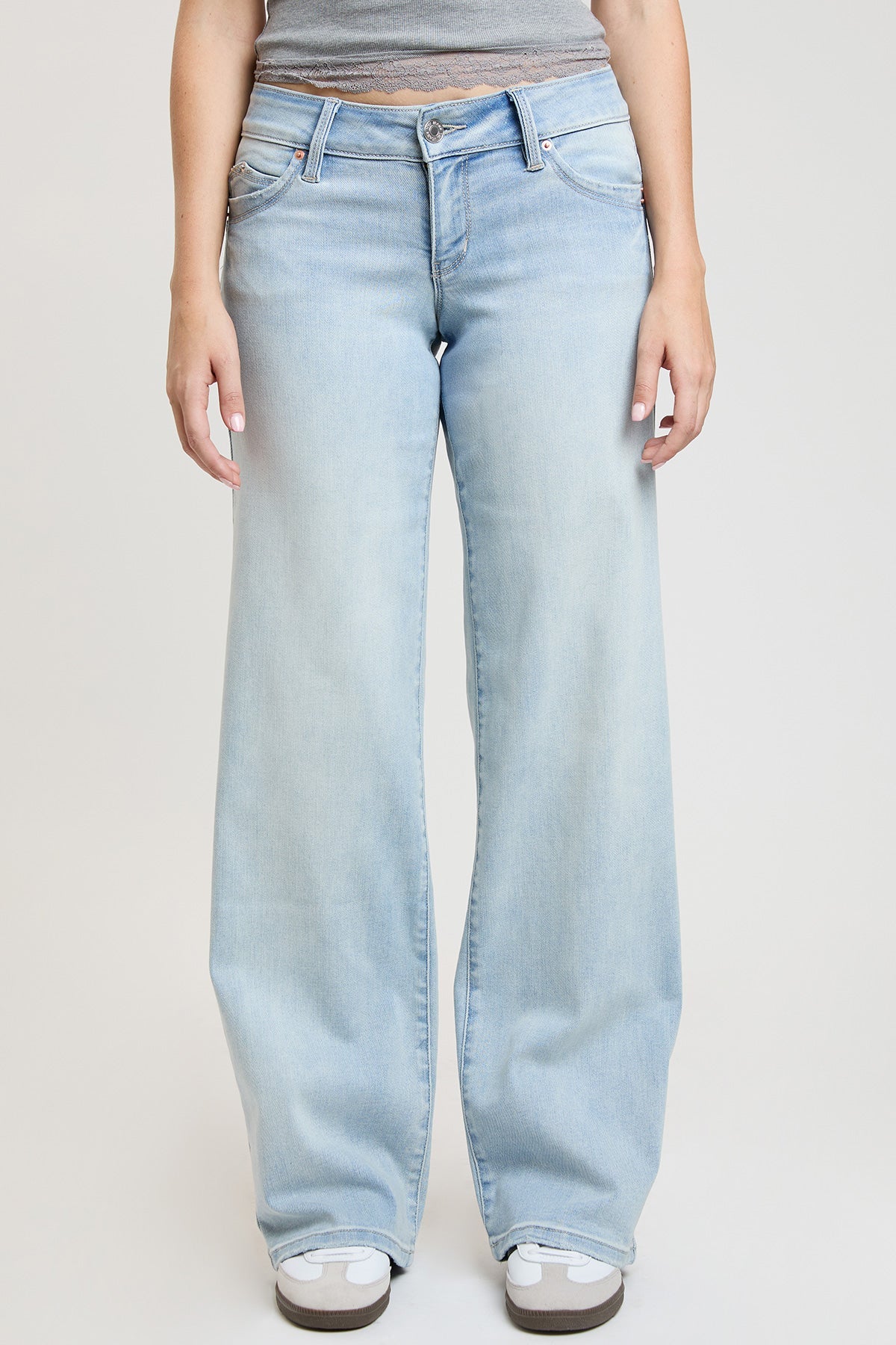 Women's Luxe Low Rise WannaBettaButt Wide Leg Jeans