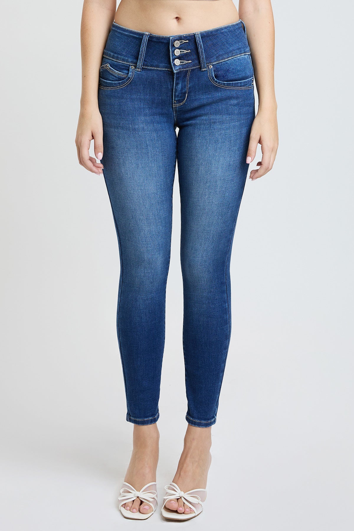 Women's Luxe Mid Rise 3-Button WannaBettaButt Skinny Jeans