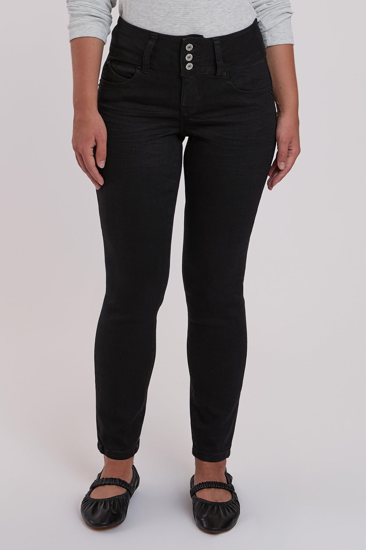 Women's Petite WannaBettaButt 3 Button Skinny Ankle Sustainable Jean