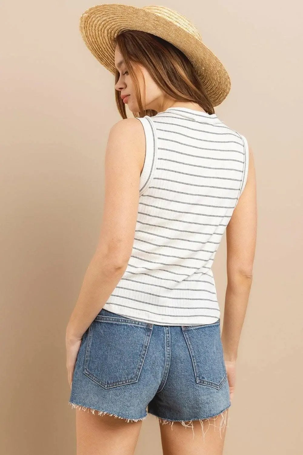 T-Shirts Trendsi Striped Tank Top Women's Summer Casual Round Neck Sleeveless Essential