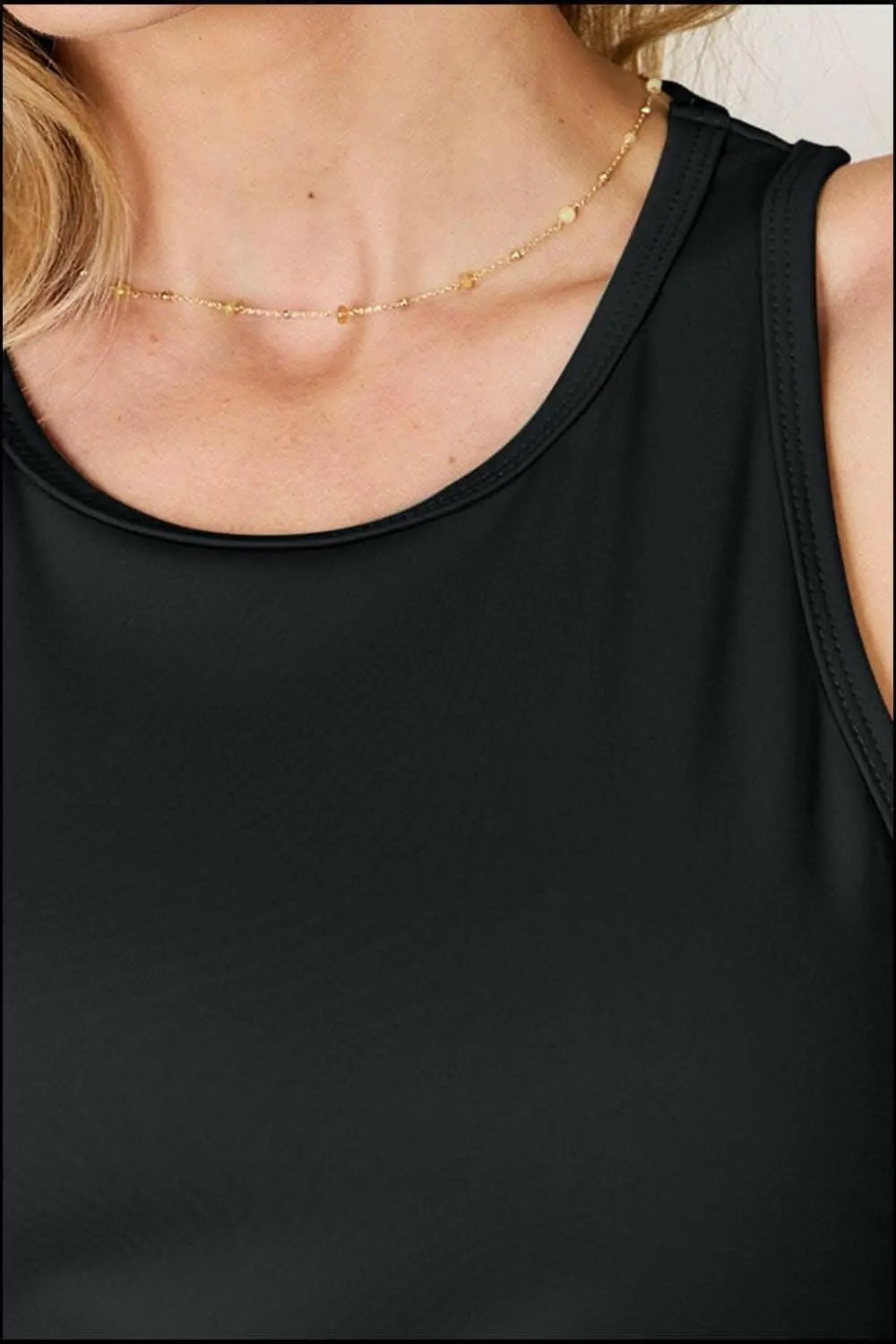 Trendsi Racerback Tank Top White — Comfortable Activewear For Any Season