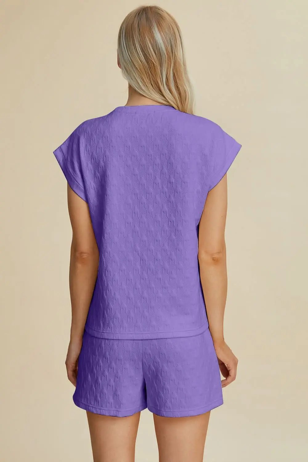Women's Loungewear Set - Textured & Comfy - Top & Shorts