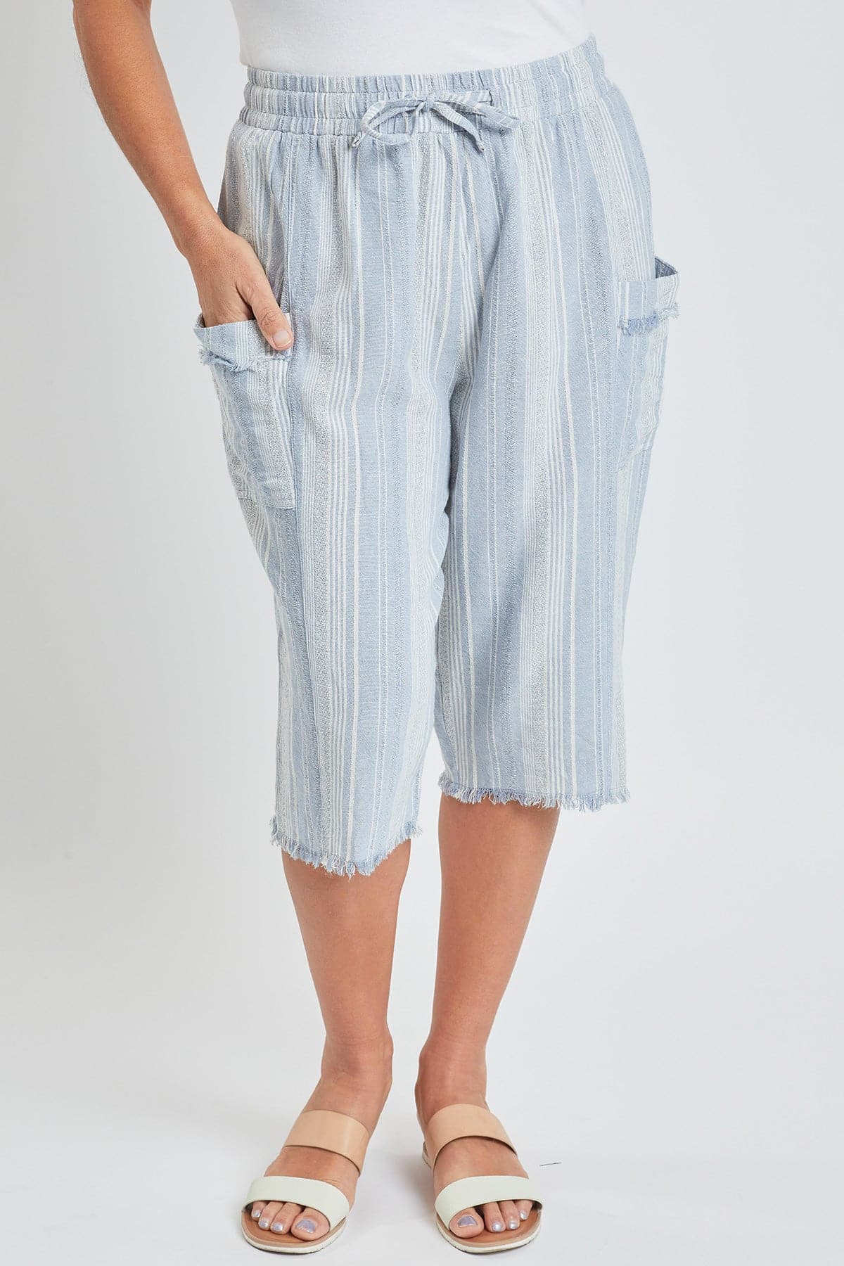 Women's Pull-On Skimmer W/ Side Panel & Wrap Pockets