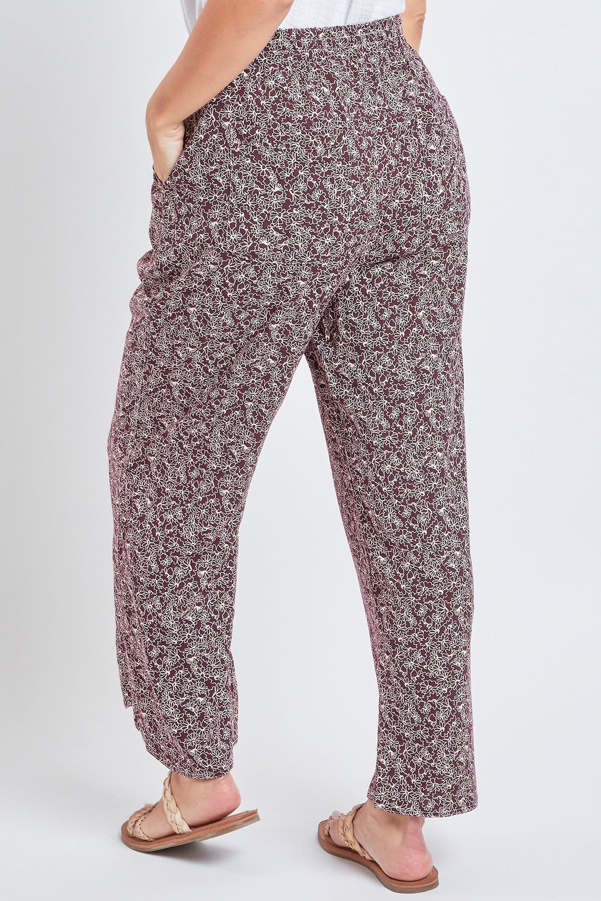 Women's Pull-On Stove Pipe Pant With Tulip Hem Detail