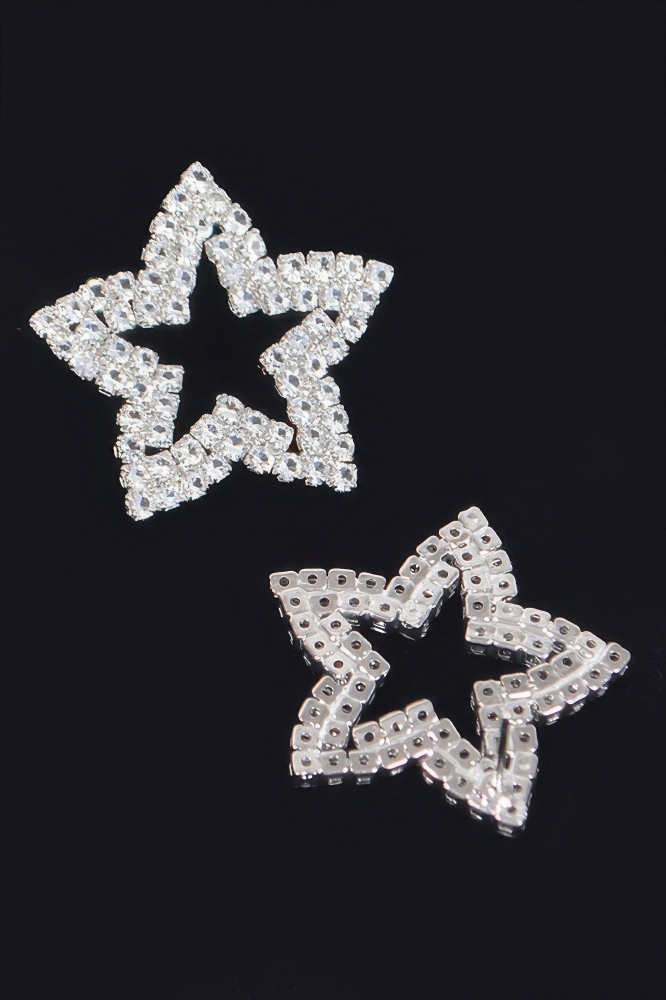 Star Shape Rhinestone Stud Earrings