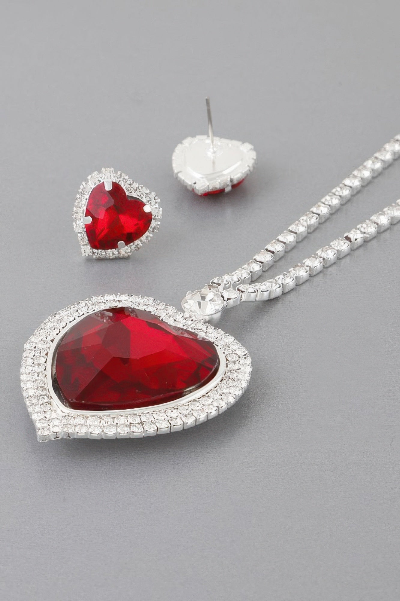 Jeweled Crystal Heart Necklace Set