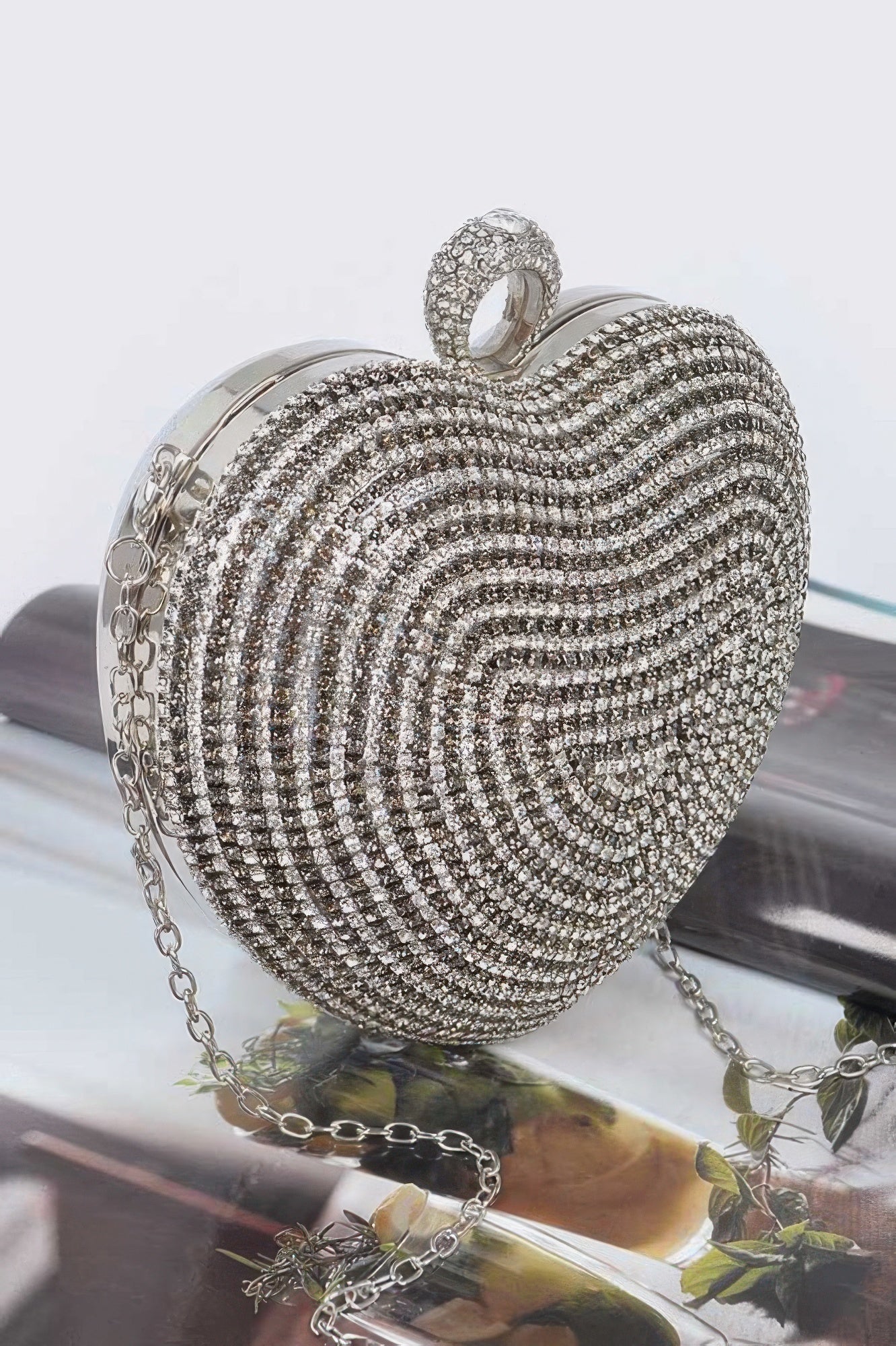 Rhinestone Heart Shape Party Clutch