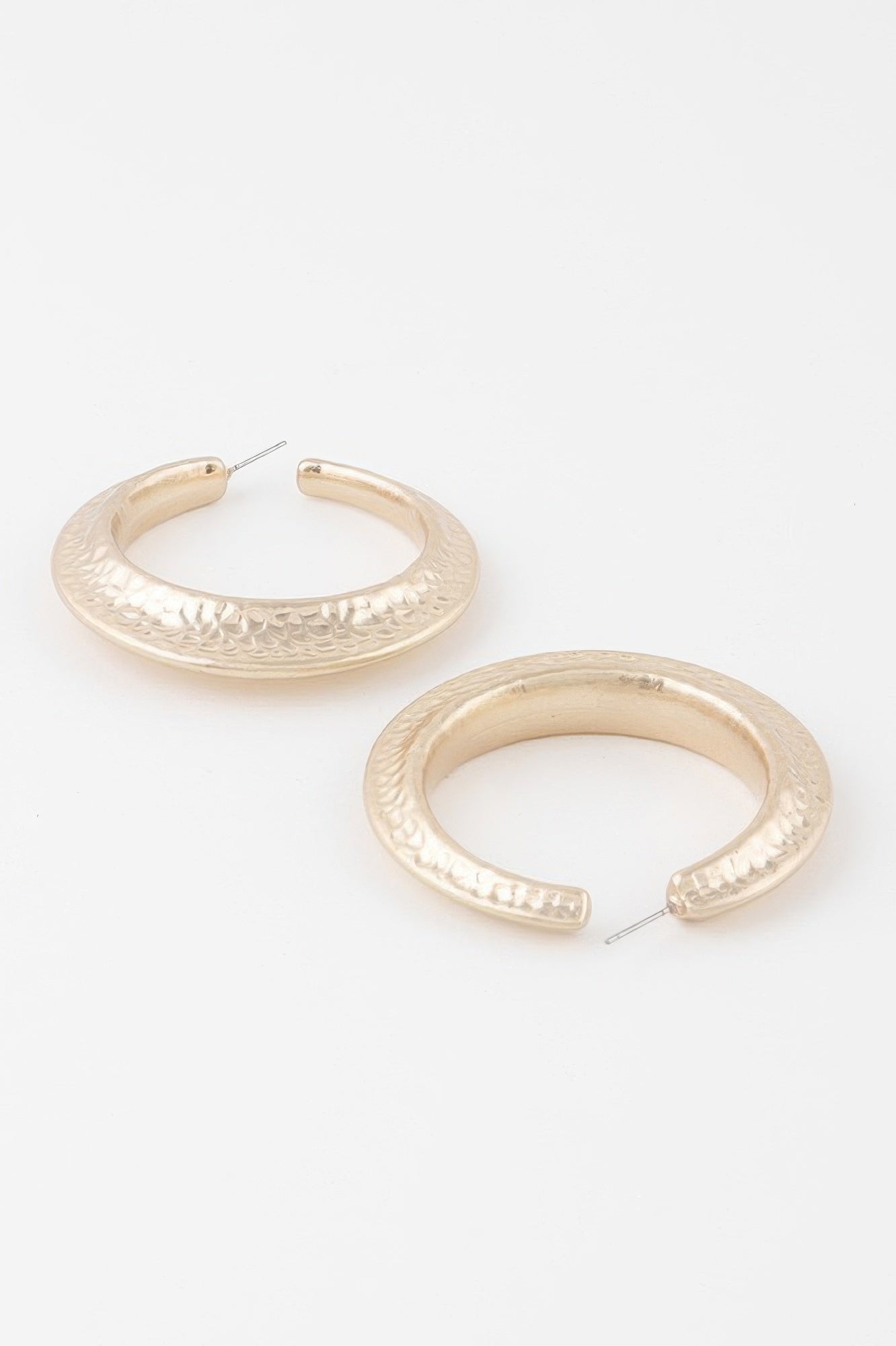 Scaled Indent Hoop Earrings
