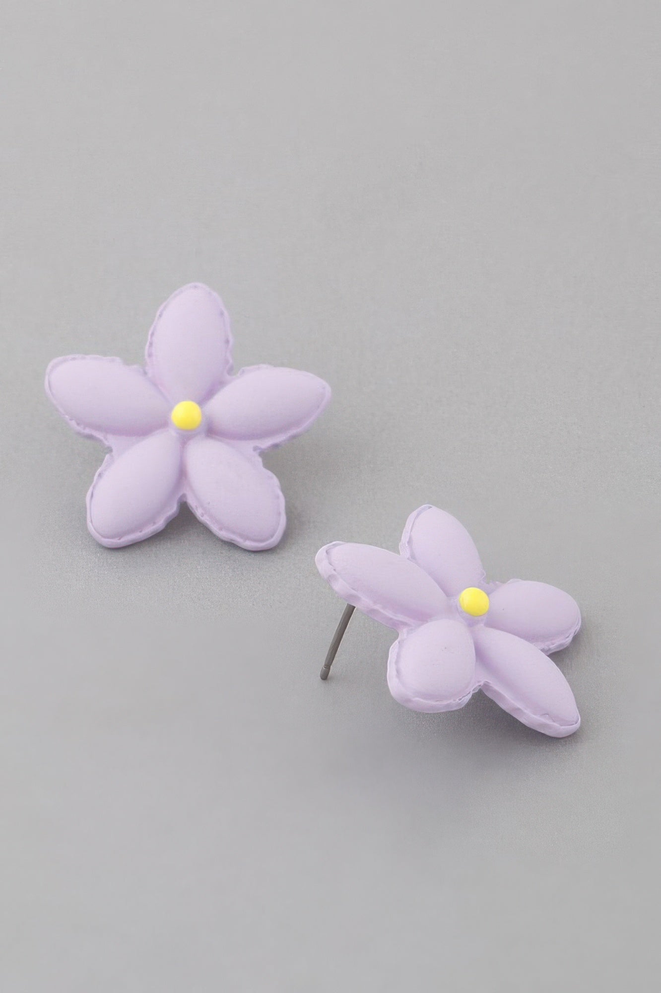 Bright Flower Stud Earrings