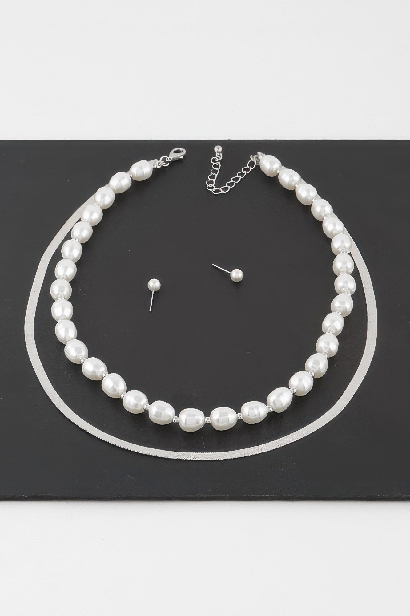 Stone Snake Chain Necklace