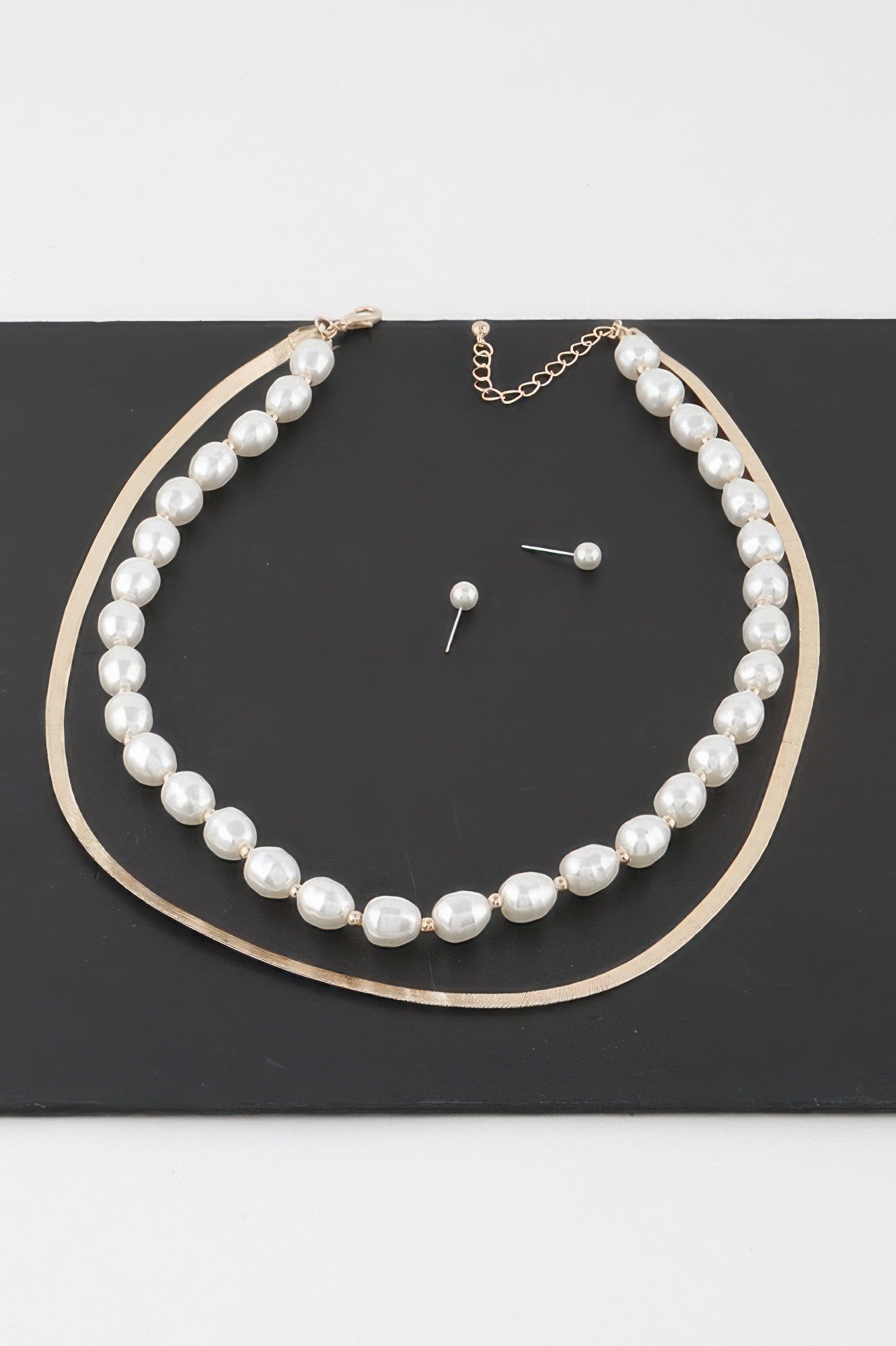 Stone Snake Chain Necklace