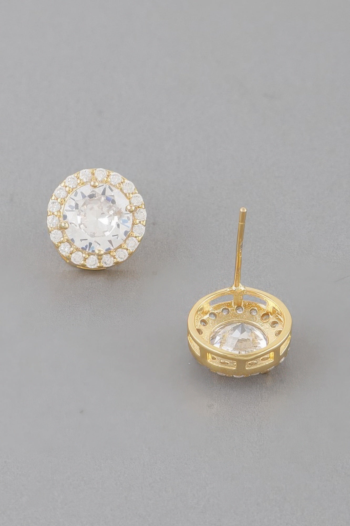 Embedded Round Stud Earrings