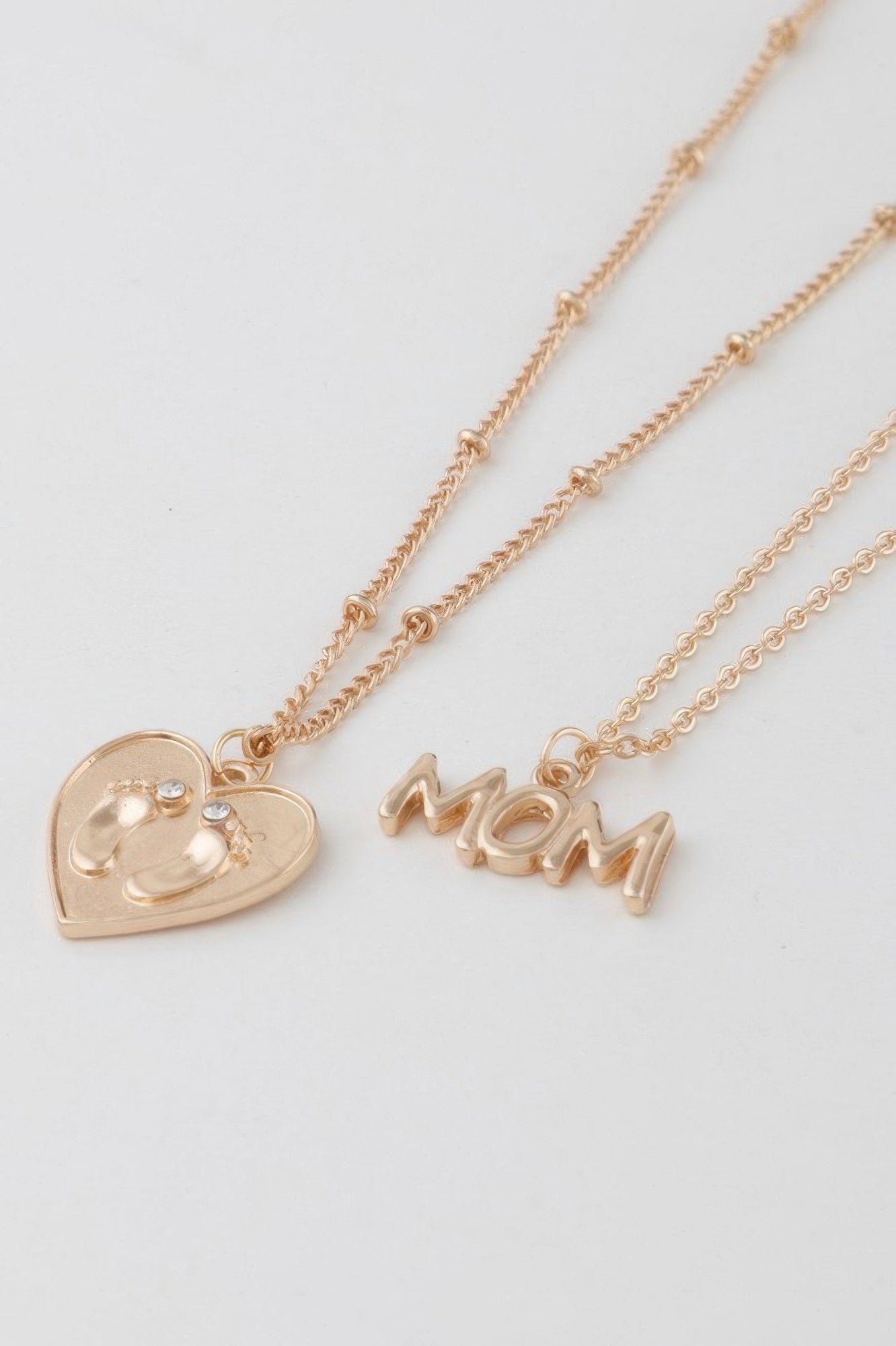Mom Heart Pendant Necklace