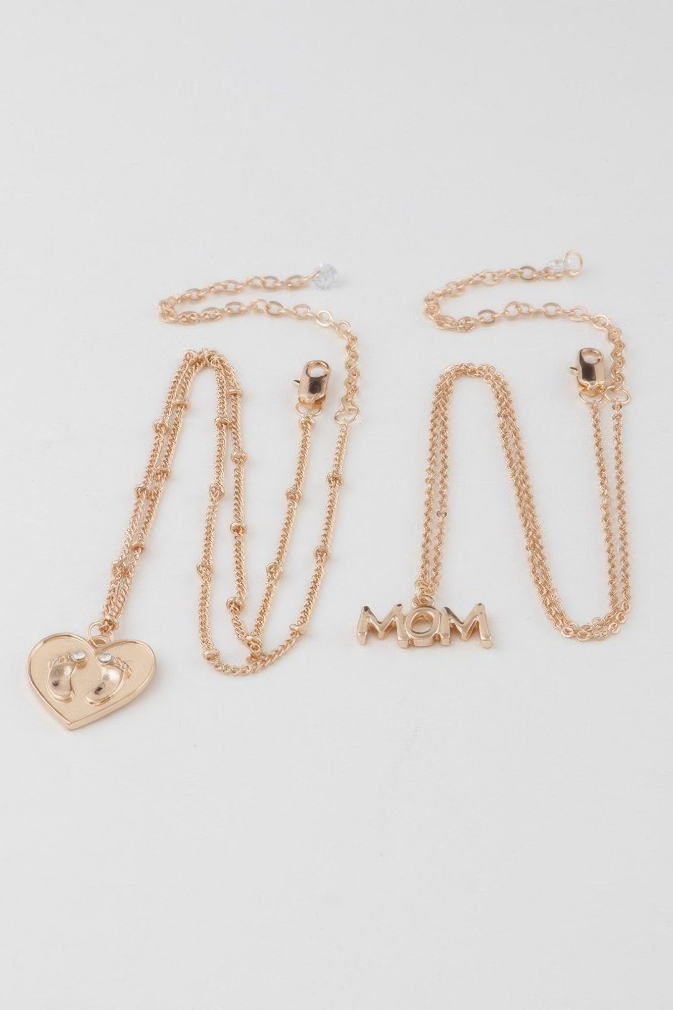 Mom Heart Pendant Necklace